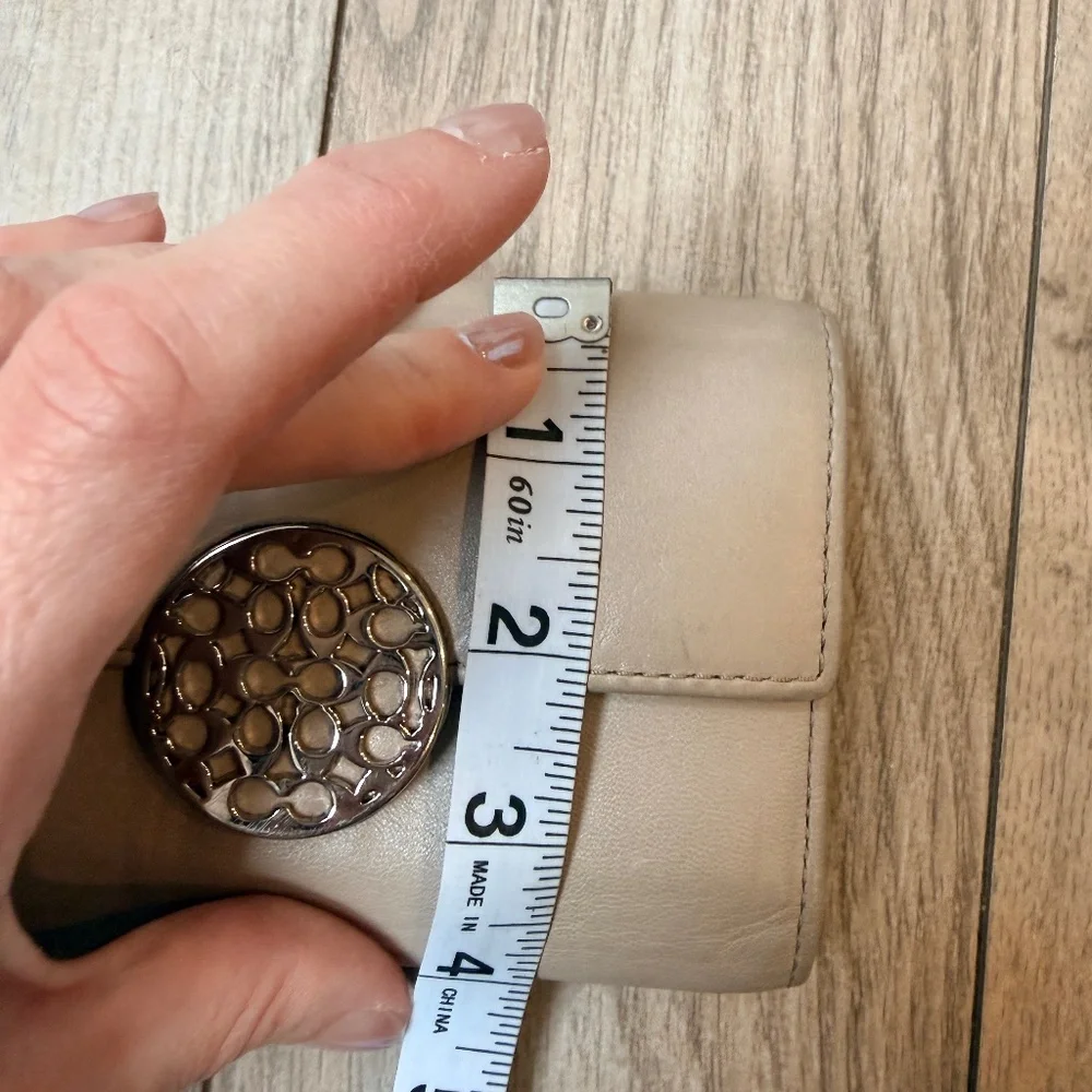 Authentic Coach beige wallet